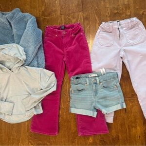 Girl’s size 7/8 clothing bundle - Gap, Uniqlo, Levi’s, All in motion